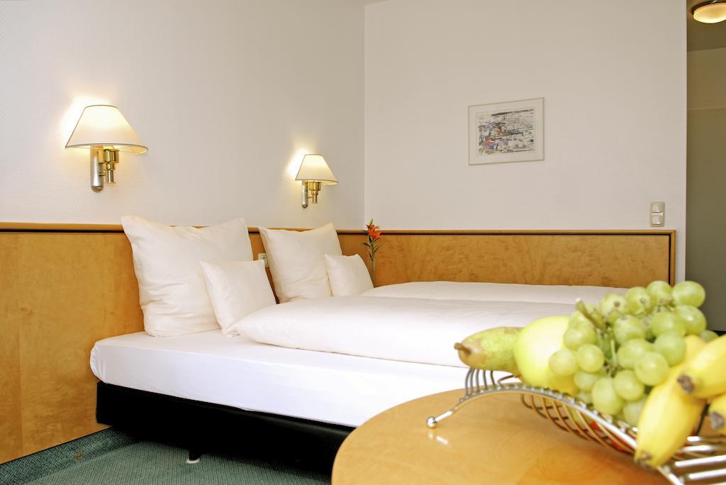 Matchpoint Hotel آلتدورف باي نورنبرغ الغرفة الصورة